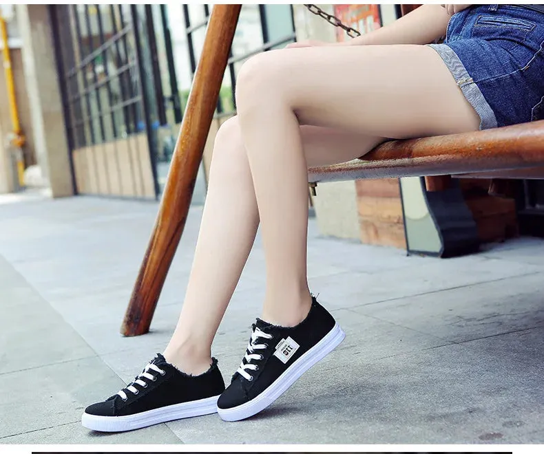Canvas Low-Top Thick Sole Classic Vintage Style Sneakers