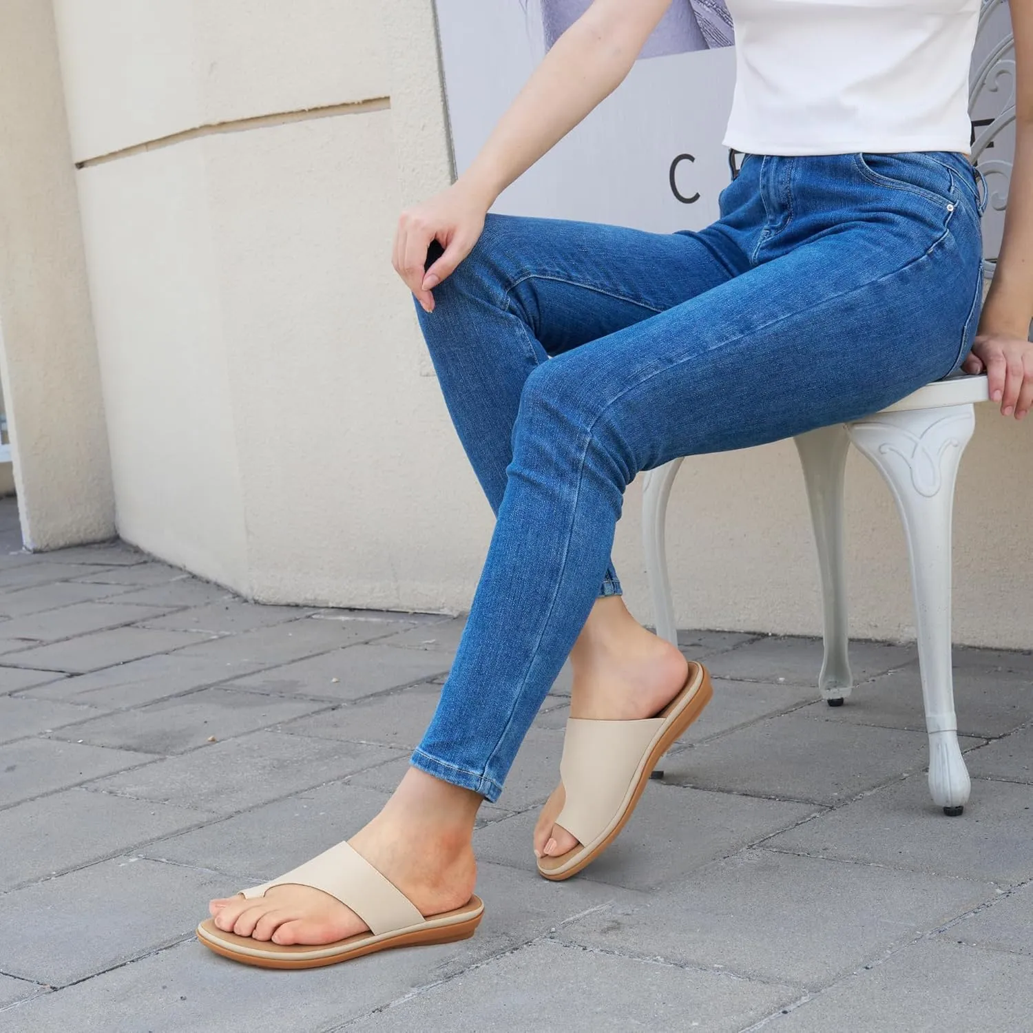 Summer Flat Sandals for Women: Comfortable Walking Dressy Slides for 2025 - Ladies Orthopedic Casual Shoes Indoor Outdoor